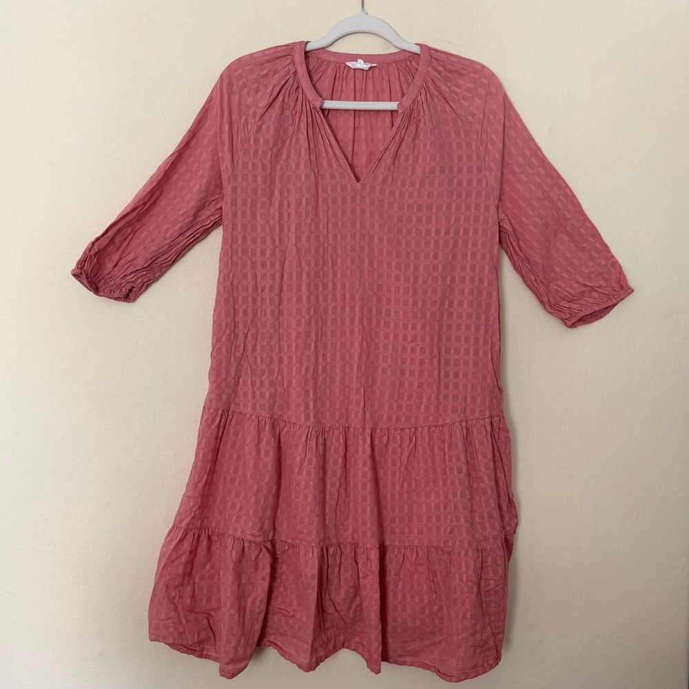 Loft Coral Pink Textured Grid Tiered Shift Dress 3/4 Sleeve V-Neck Mini